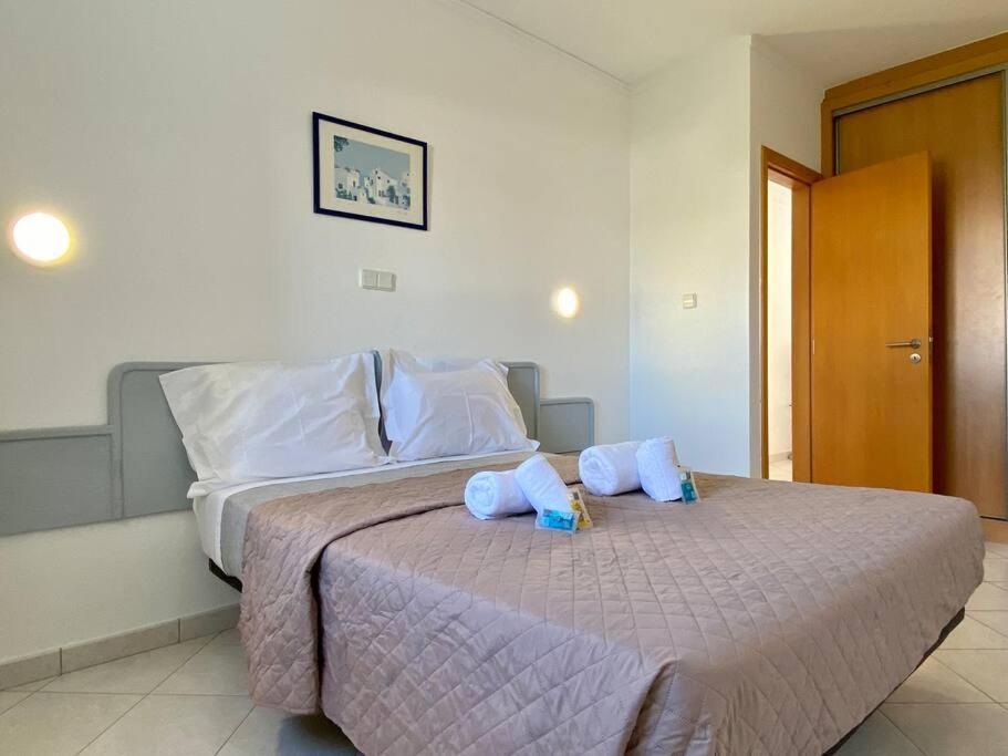 Clube Praia Rocha III Apartment Портиман Екстериор снимка